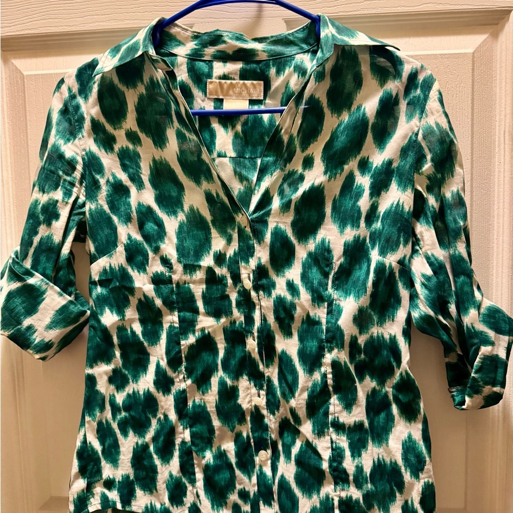 NWOT - Michael Kors Green and White Button Down Shirt with Notched Collar